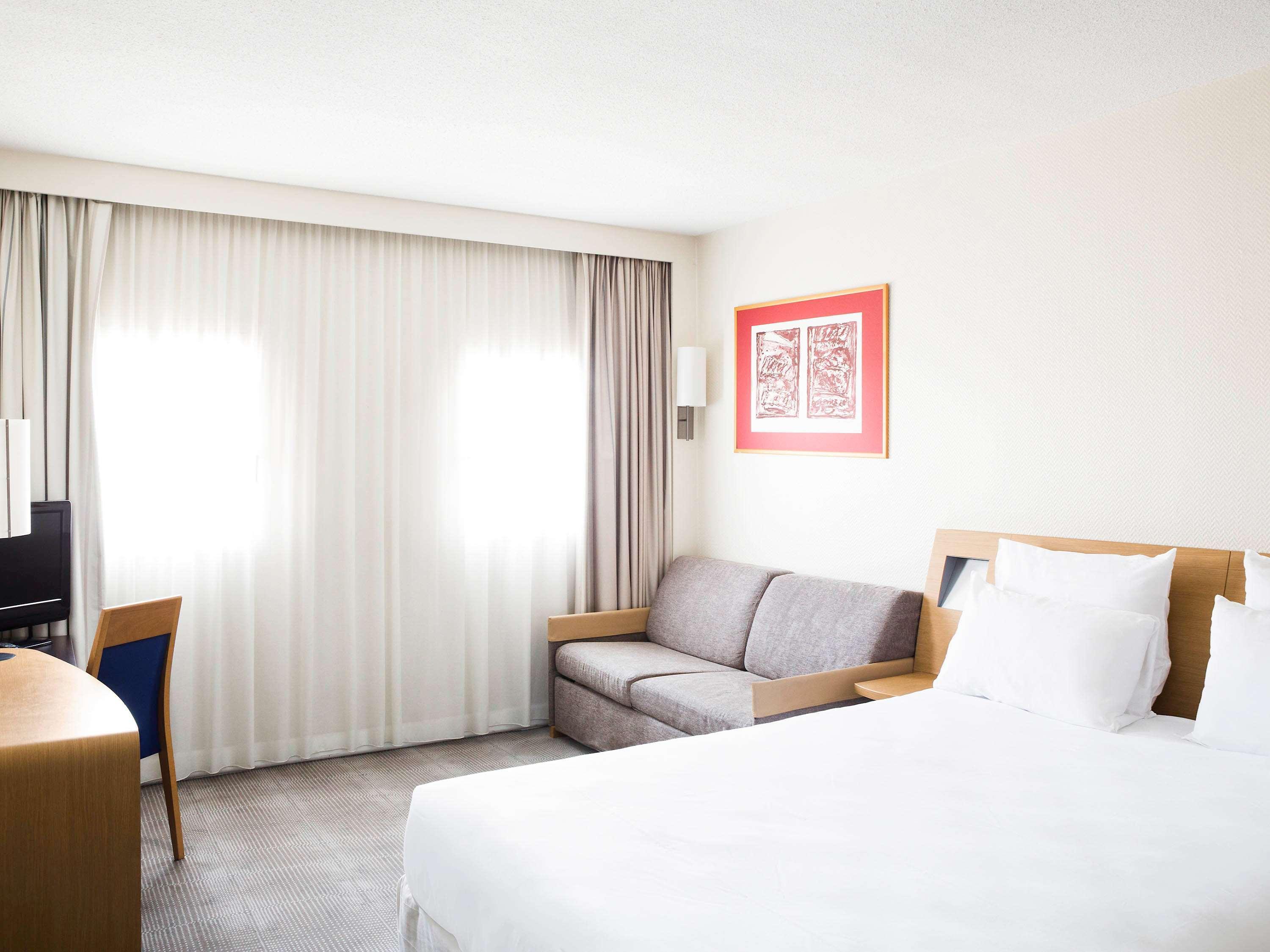Novotel Marne-La-Vallee Noisy-Le-Grand Exterior photo