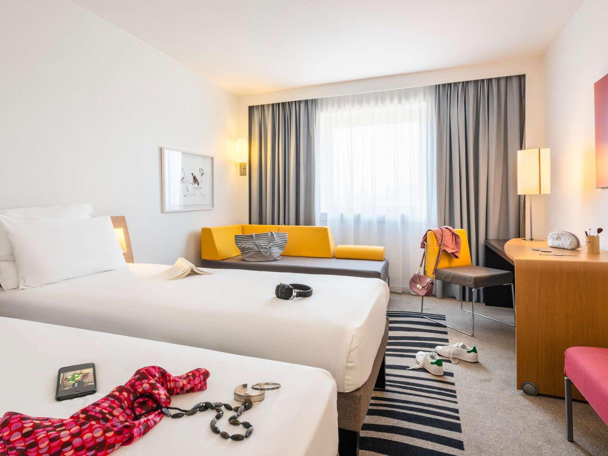 Novotel Marne-La-Vallee Noisy-Le-Grand Exterior photo
